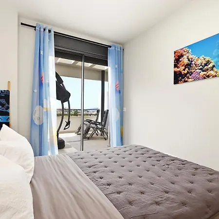 Apartamento Brandnew Camarate Hills -casares Golf Estepona